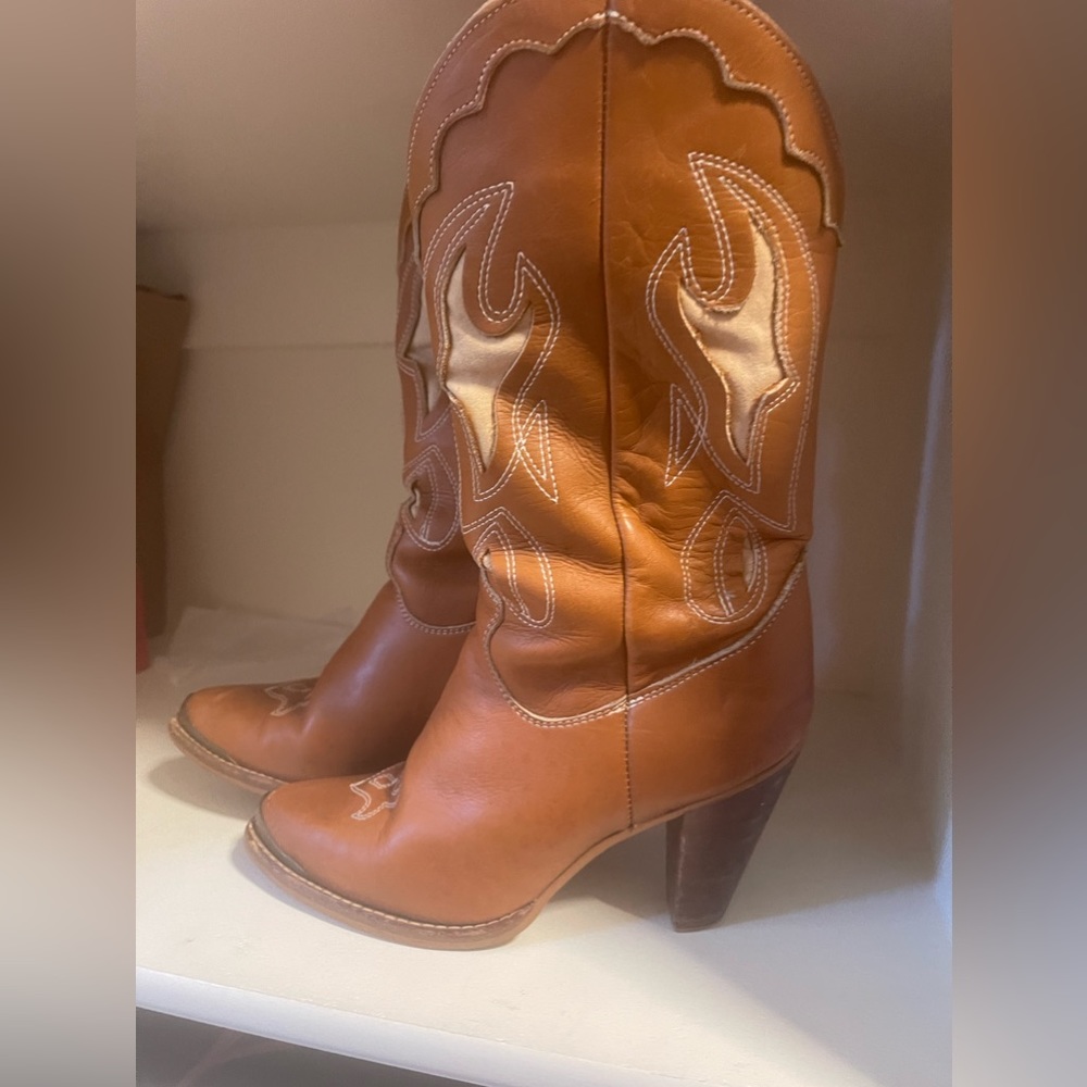 Zodiac boots size 7